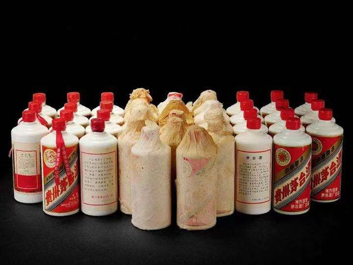 城区日照岚山回收酒价格哪里回收(附近上门回收茅台酒）?